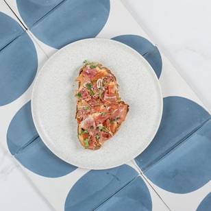 [TOSDEMARYJAMSER] TOSTADA DE MARANON Y JAMON SERRANO